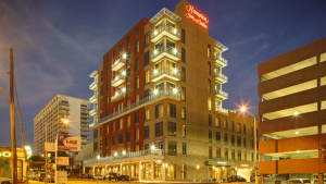 Hampton Inn & Suites Austin at the University Capitol Exterior